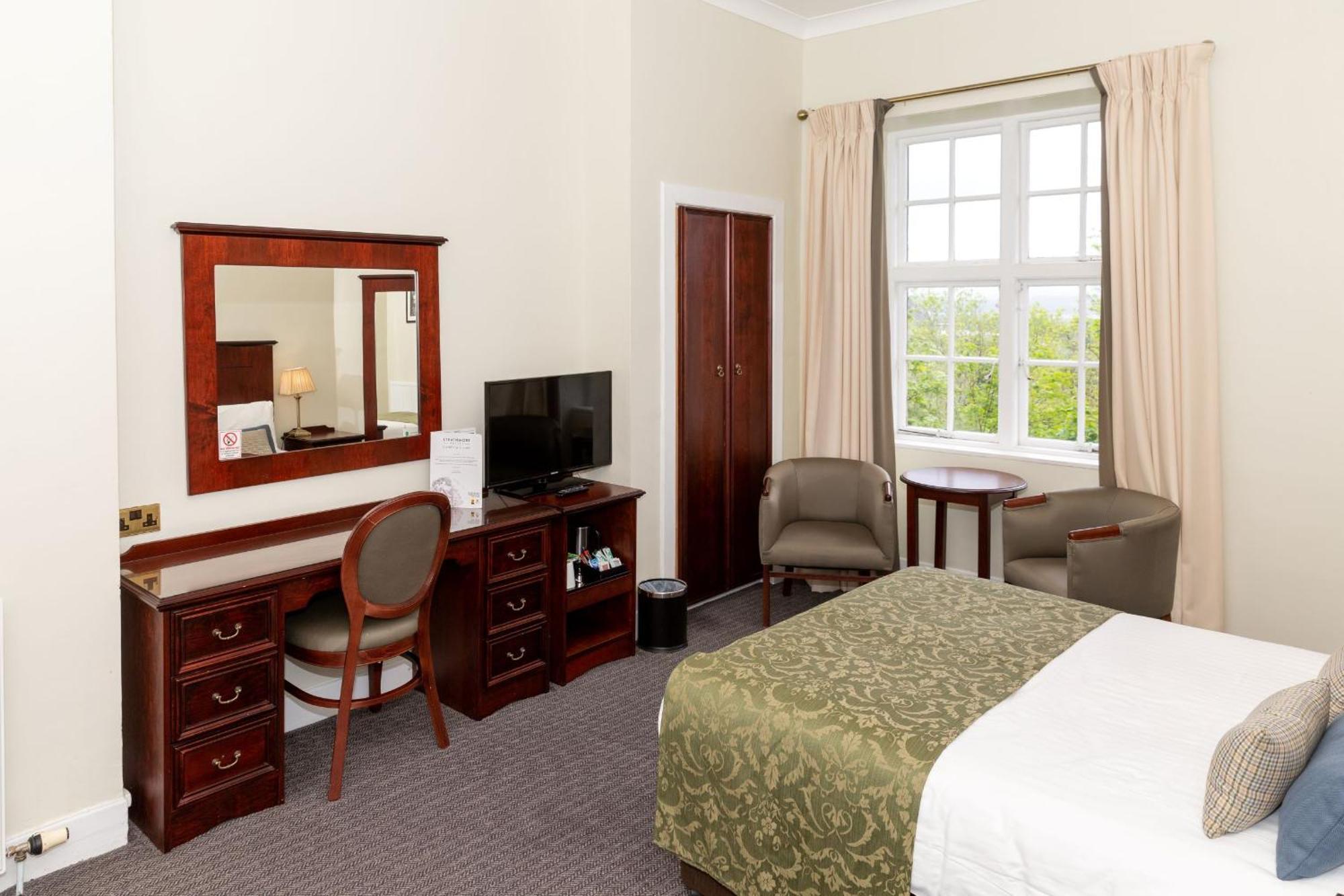 Cumbria Grand Hotel Грейндж-овер-Сандс Экстерьер фото